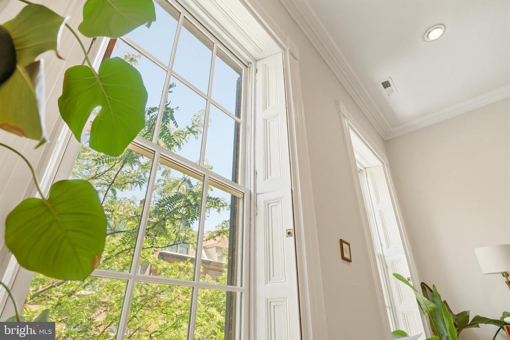 1108 SPRUCE STREET Unit: 2