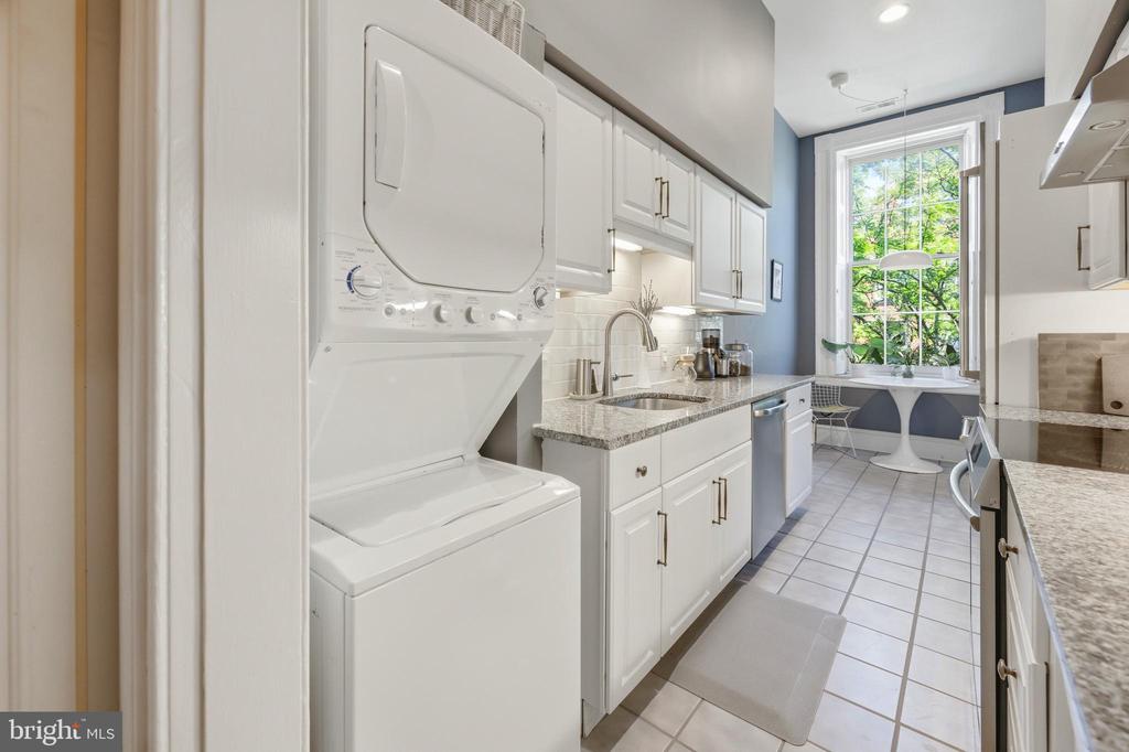 1108 SPRUCE STREET Unit: 2