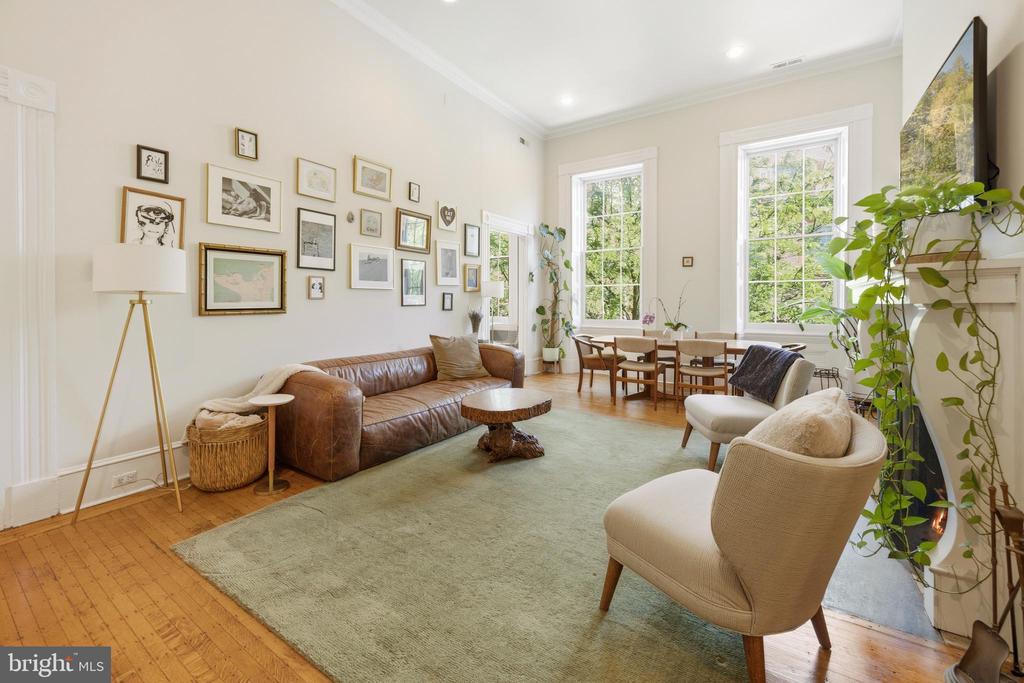 1108 SPRUCE STREET Unit: 2