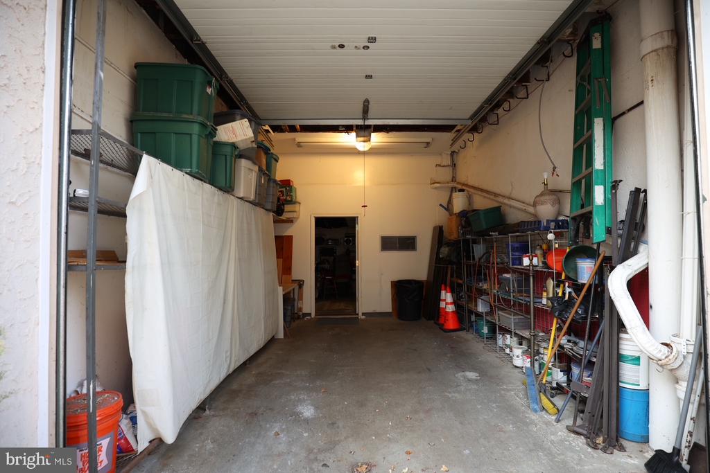 808 E PASSYUNK AVENUE