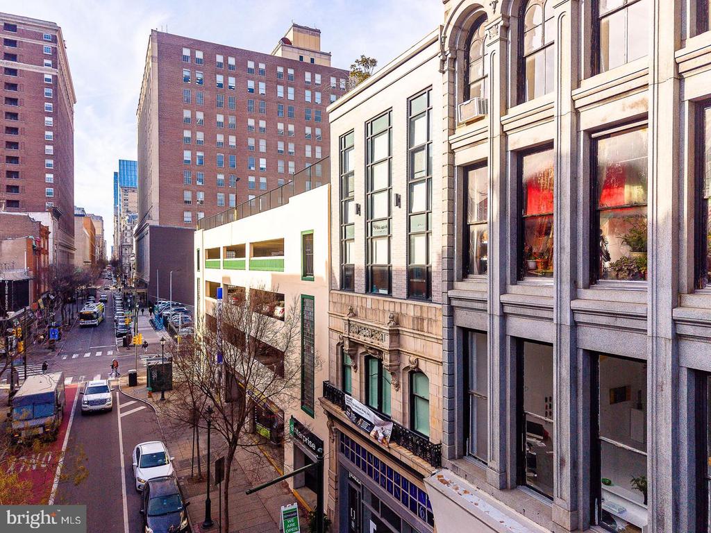 725 CHESTNUT STREET Unit: 2
