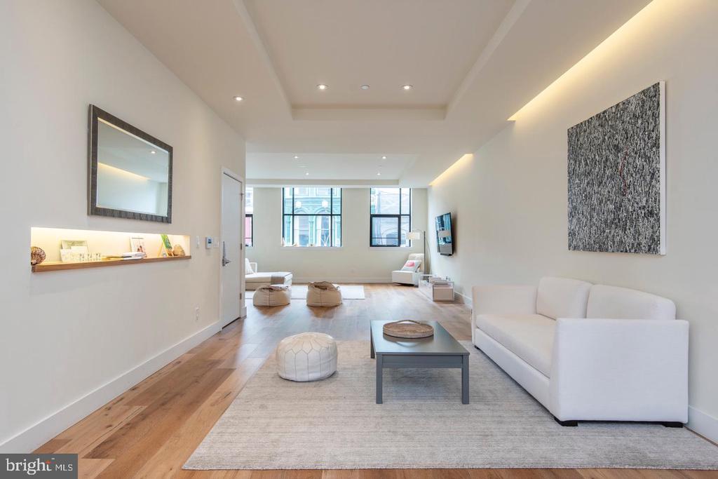 725 CHESTNUT STREET Unit: 2