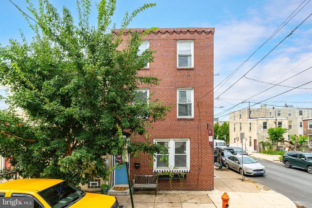 1000 S CHADWICK STREET