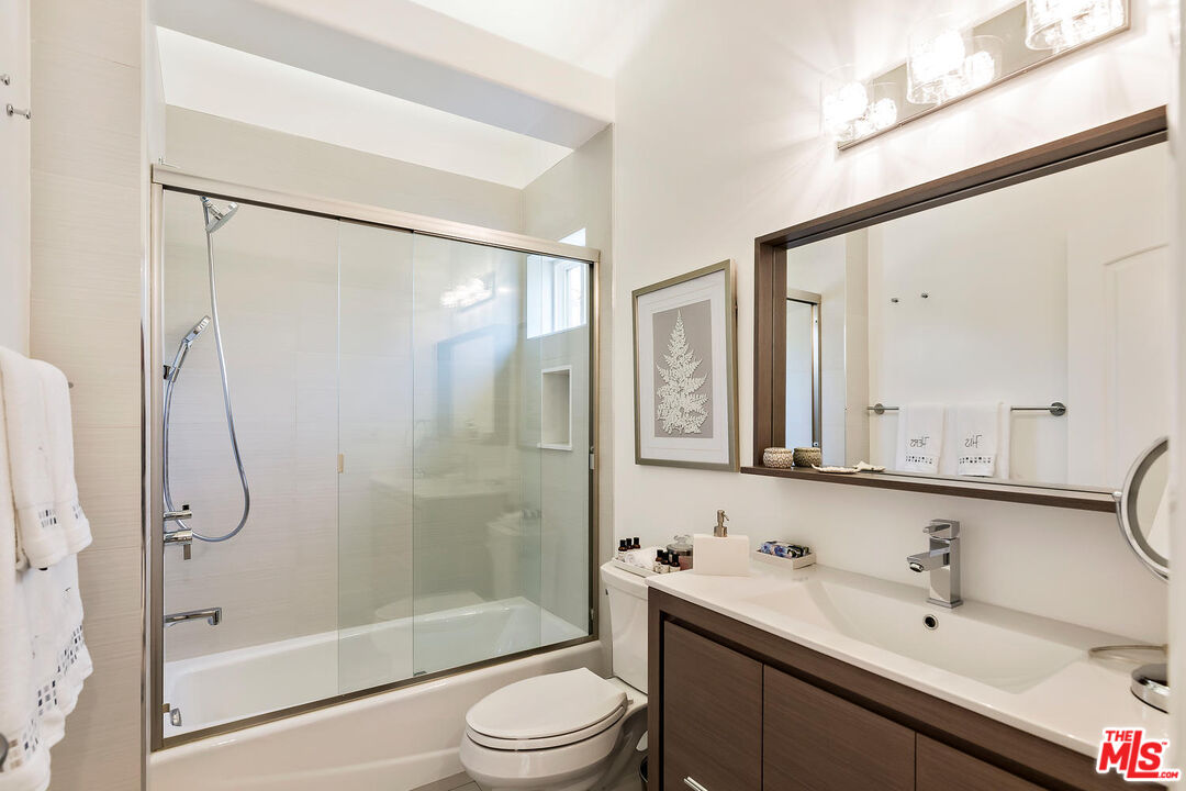 812 Euclid St Unit: C