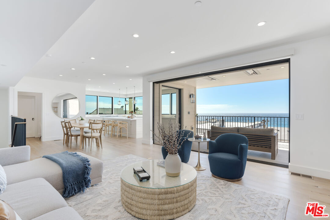 4314 Ocean Dr