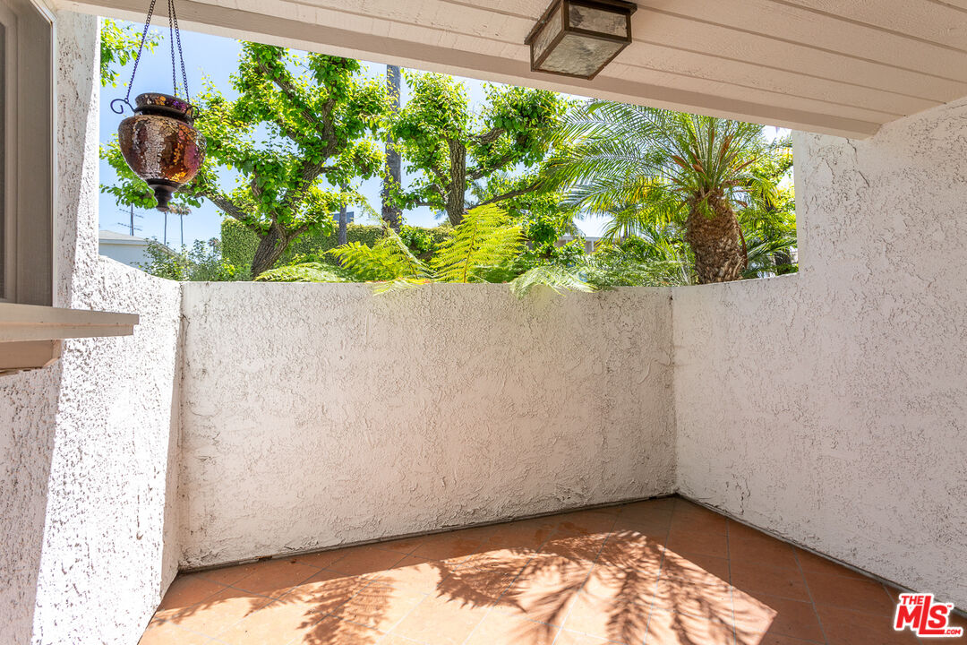 910 19th St Unit: 11