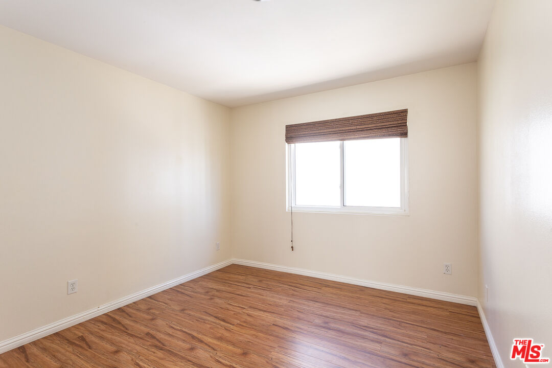 910 19th St Unit: 11