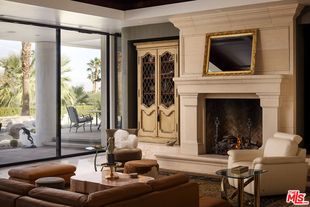 70418 Placerville Rd