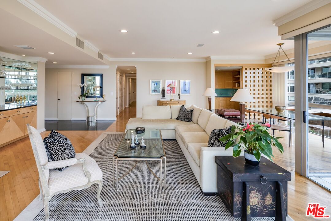 515 Ocean Ave Unit: 402N