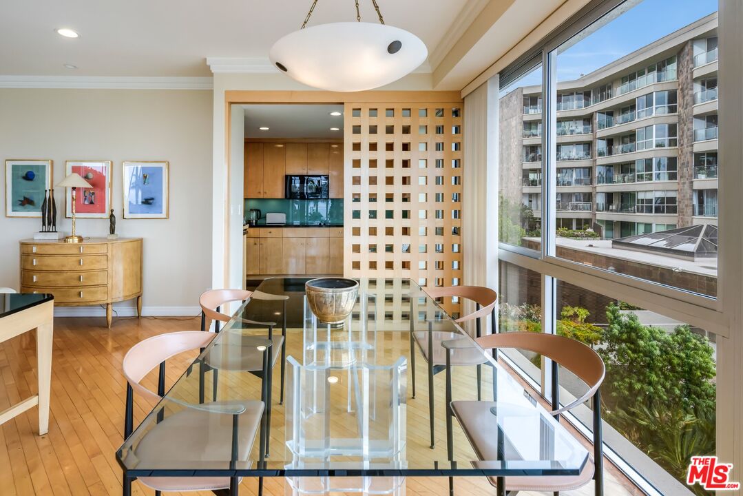 515 Ocean Ave Unit: 402N