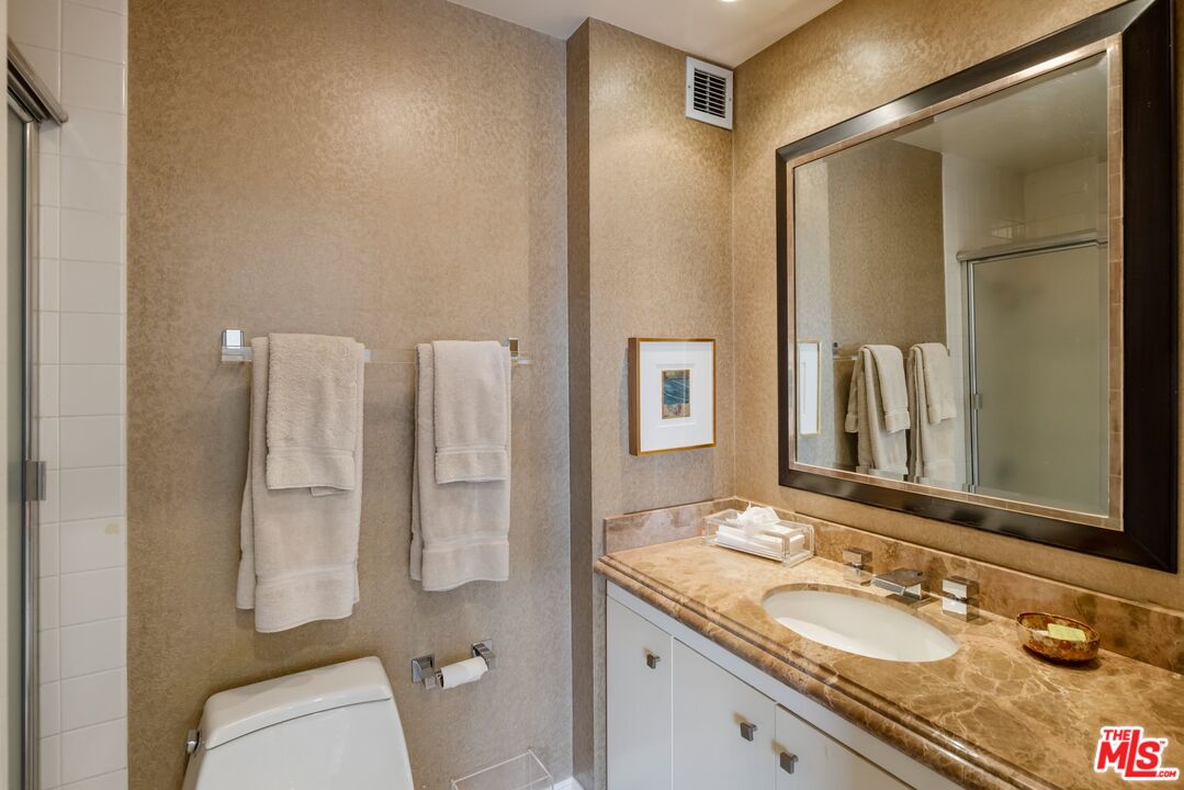 515 Ocean Ave Unit: 402N