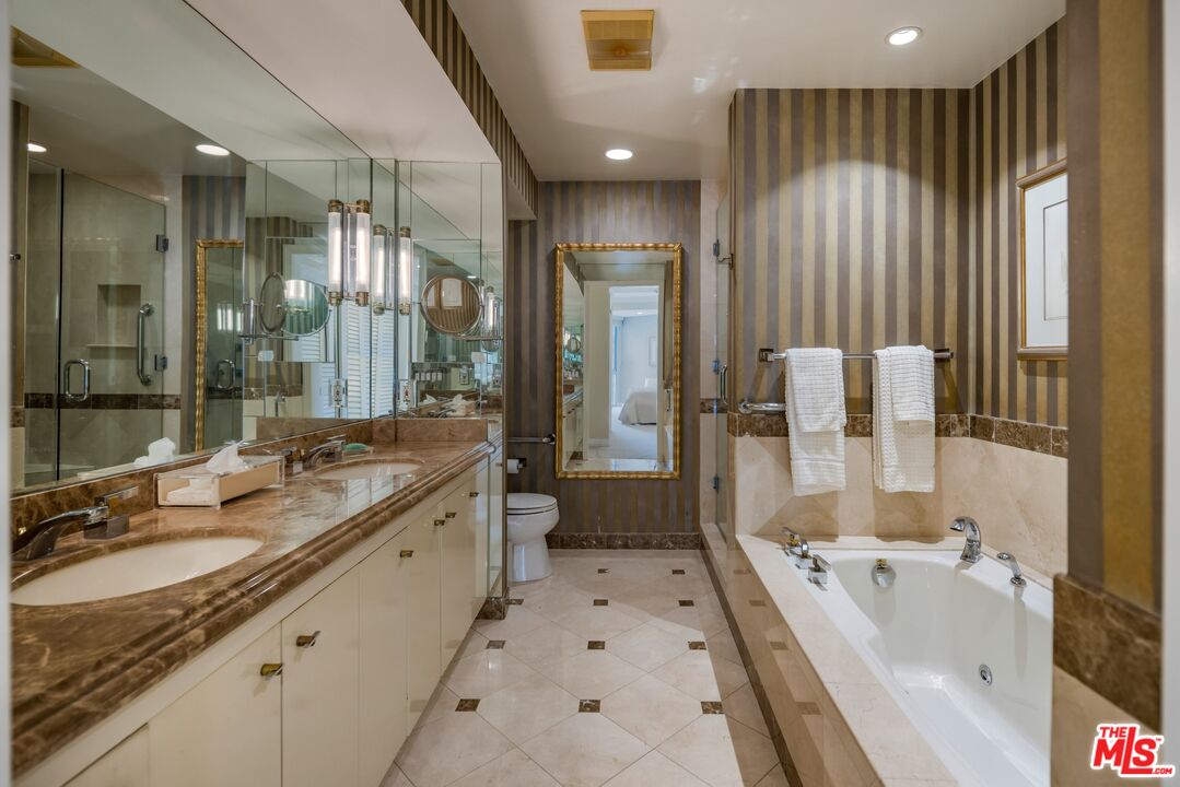 515 Ocean Ave Unit: 402N