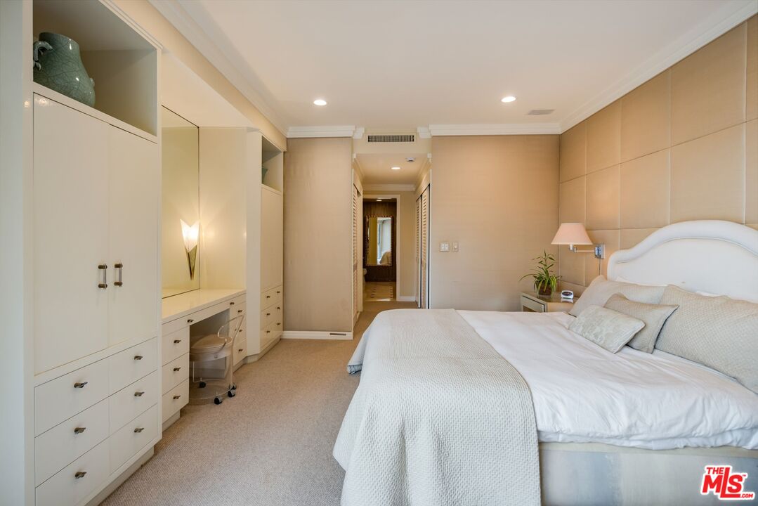 515 Ocean Ave Unit: 402N