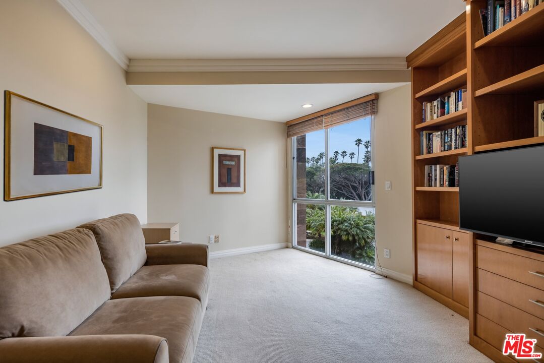 515 Ocean Ave Unit: 402N
