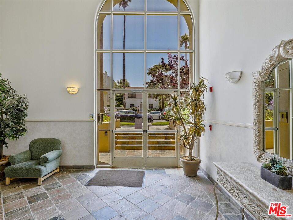 937 12th St Unit: 308