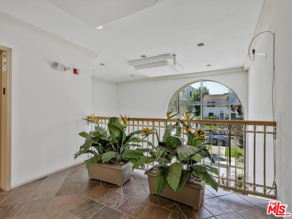 937 12th St Unit: 308