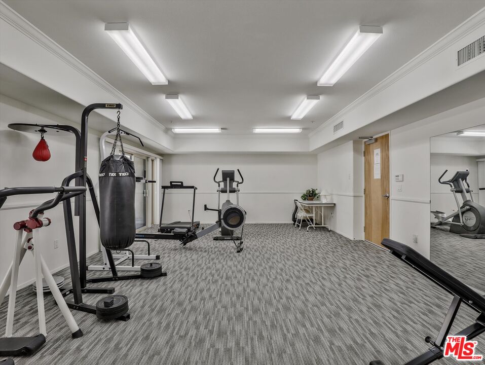 937 12th St Unit: 308
