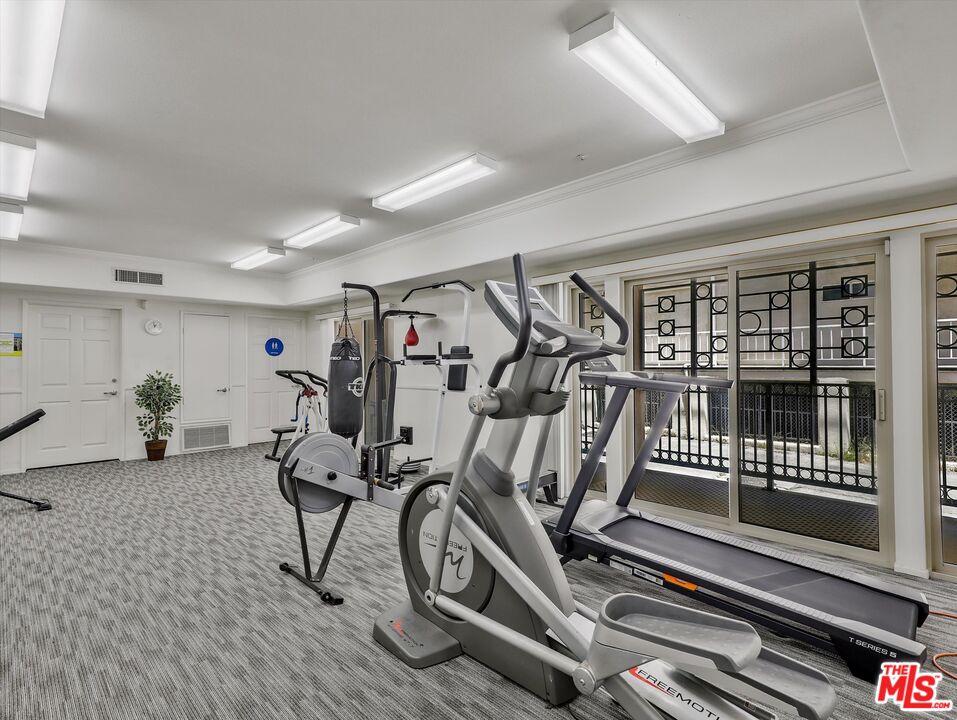 937 12th St Unit: 308
