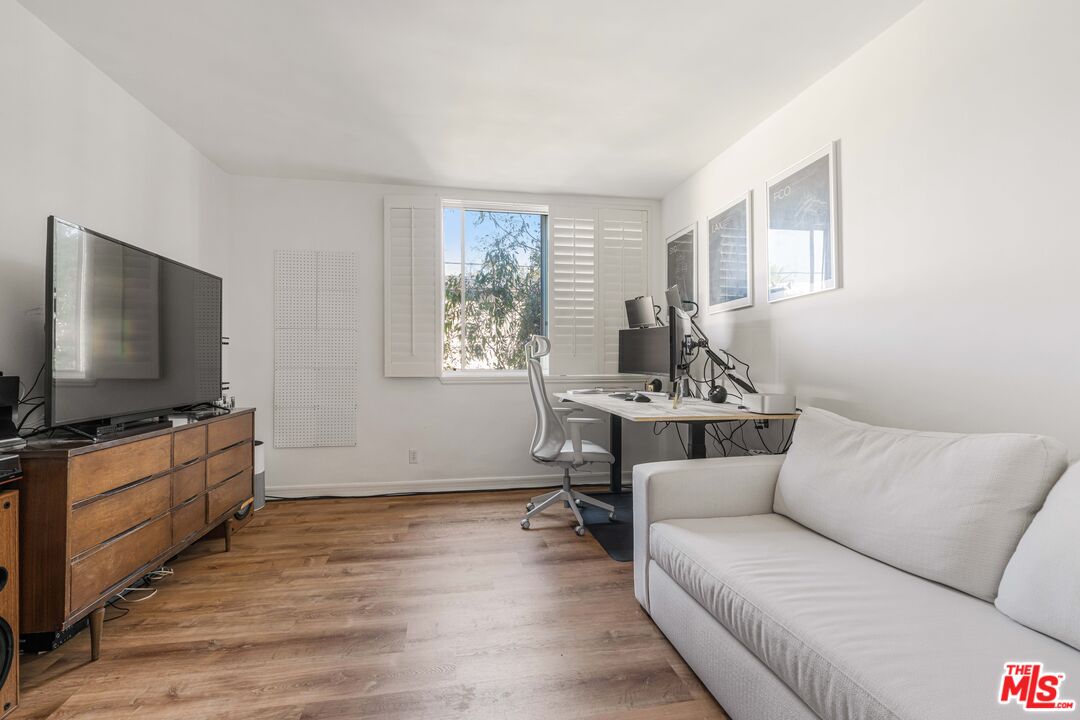 901 10th St Unit: 204