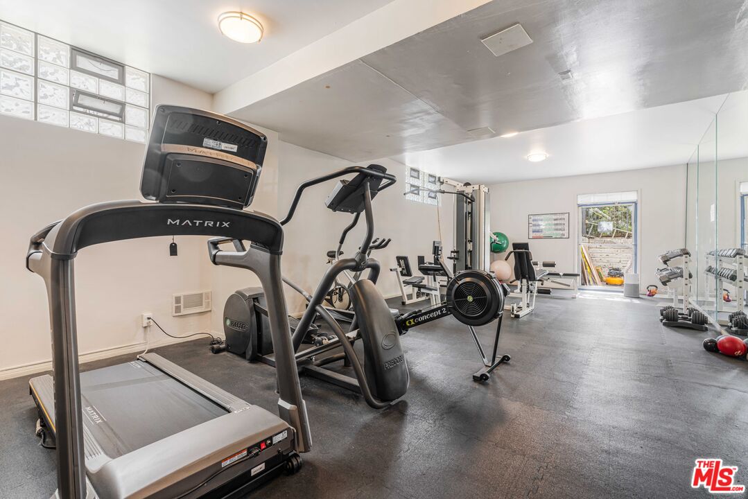901 10th St Unit: 204