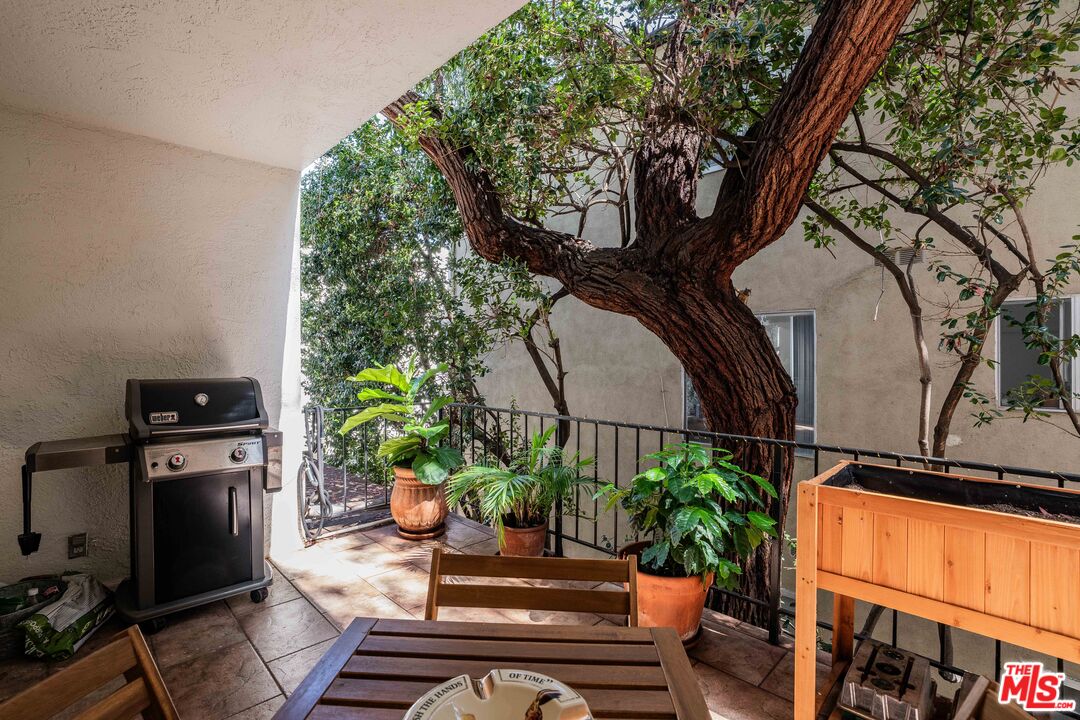 901 10th St Unit: 204