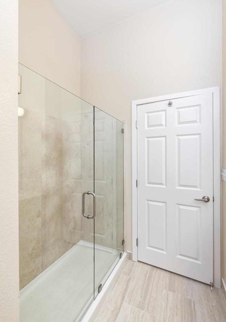 1066 41st AVE C203