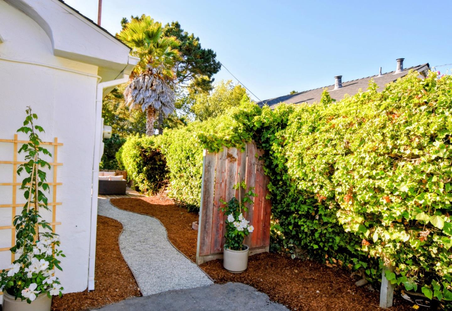 319 McCormick Avenue