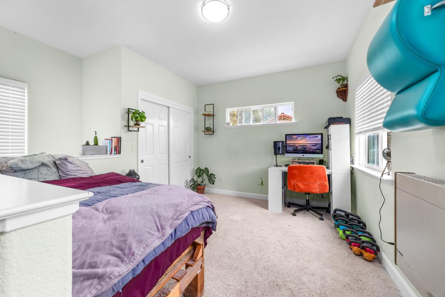 1576 Heritage Lane