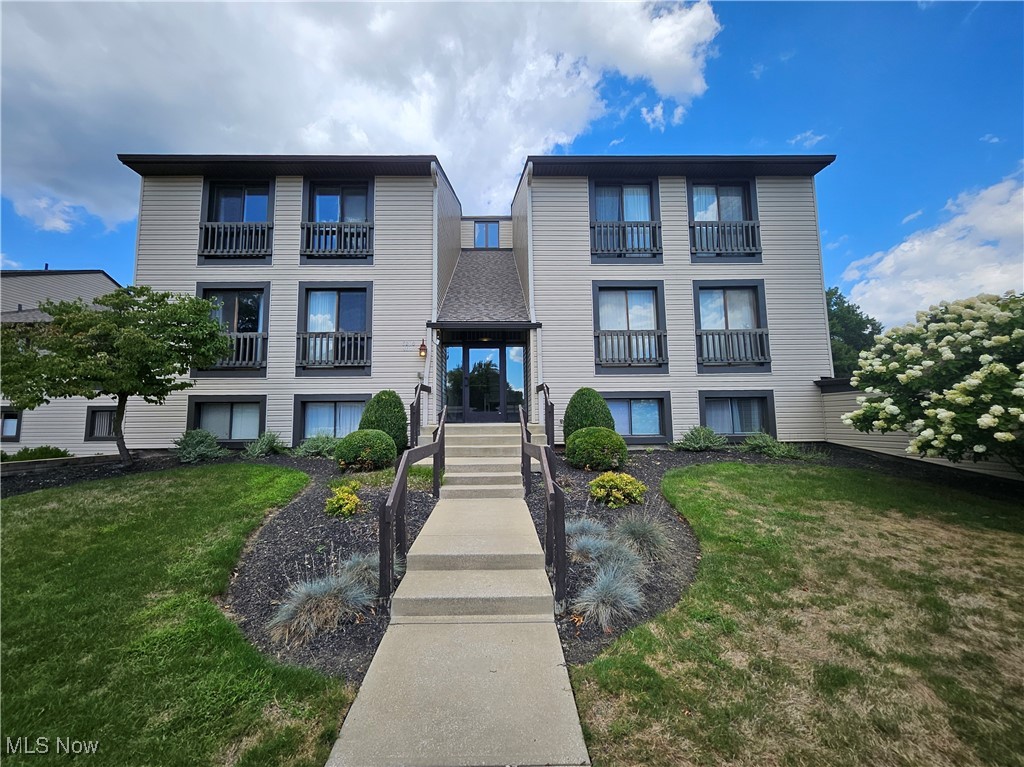 6290 Greenwood Pky 405