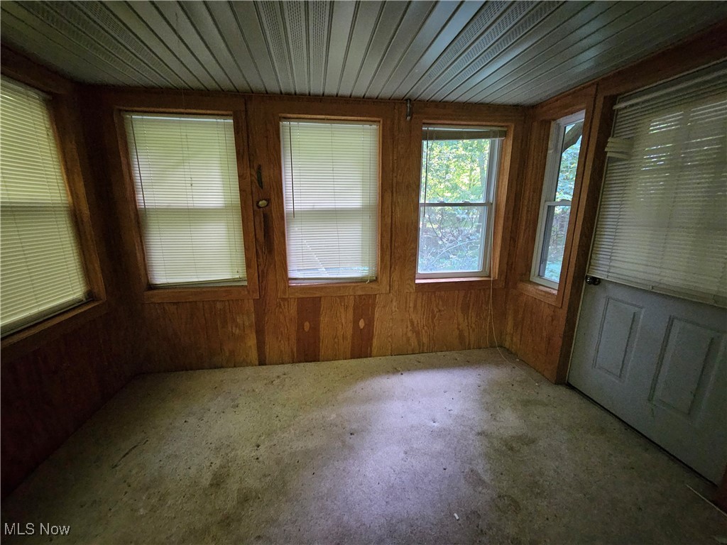 329 Druerie Lane