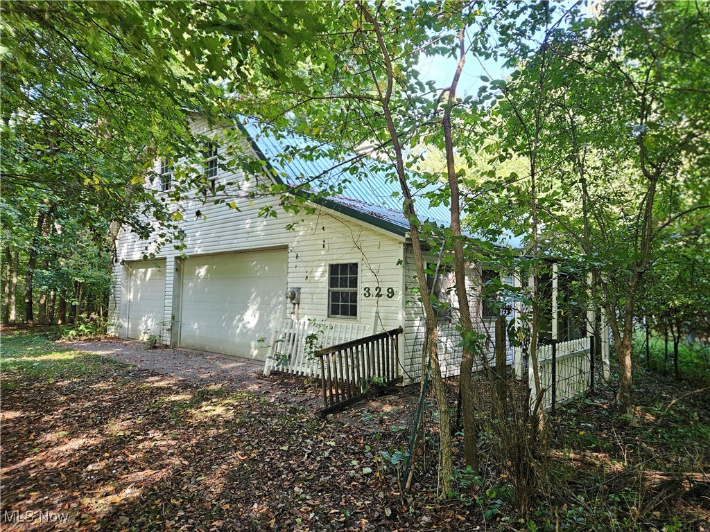 329 Druerie Lane