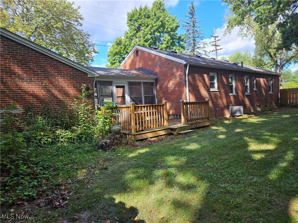 7529 Mapleway Drive