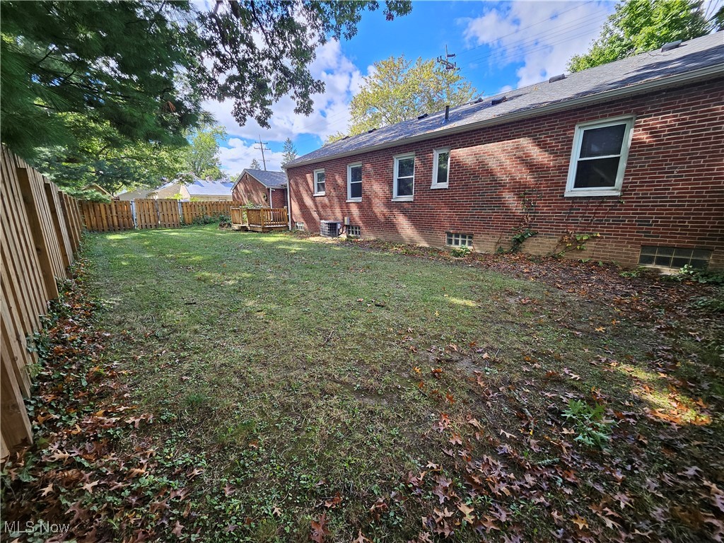 7529 Mapleway Drive
