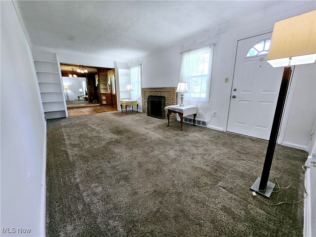 7529 Mapleway Drive