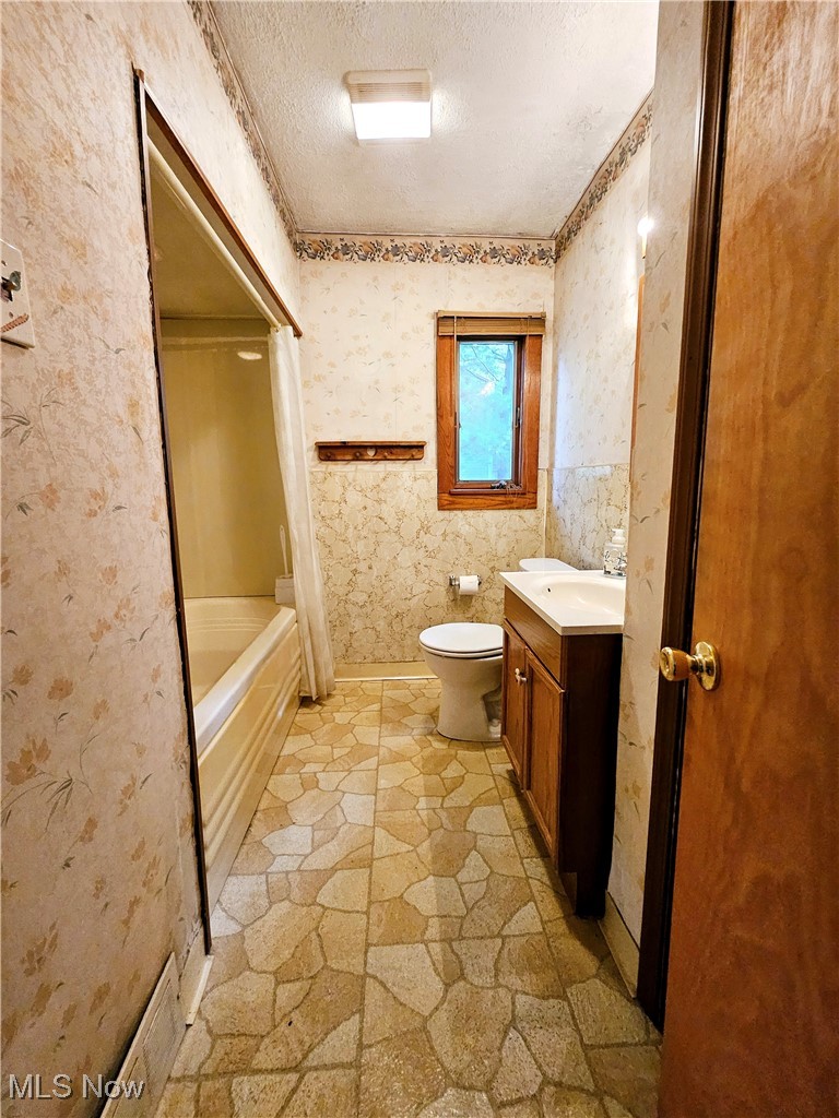 7529 Mapleway Drive