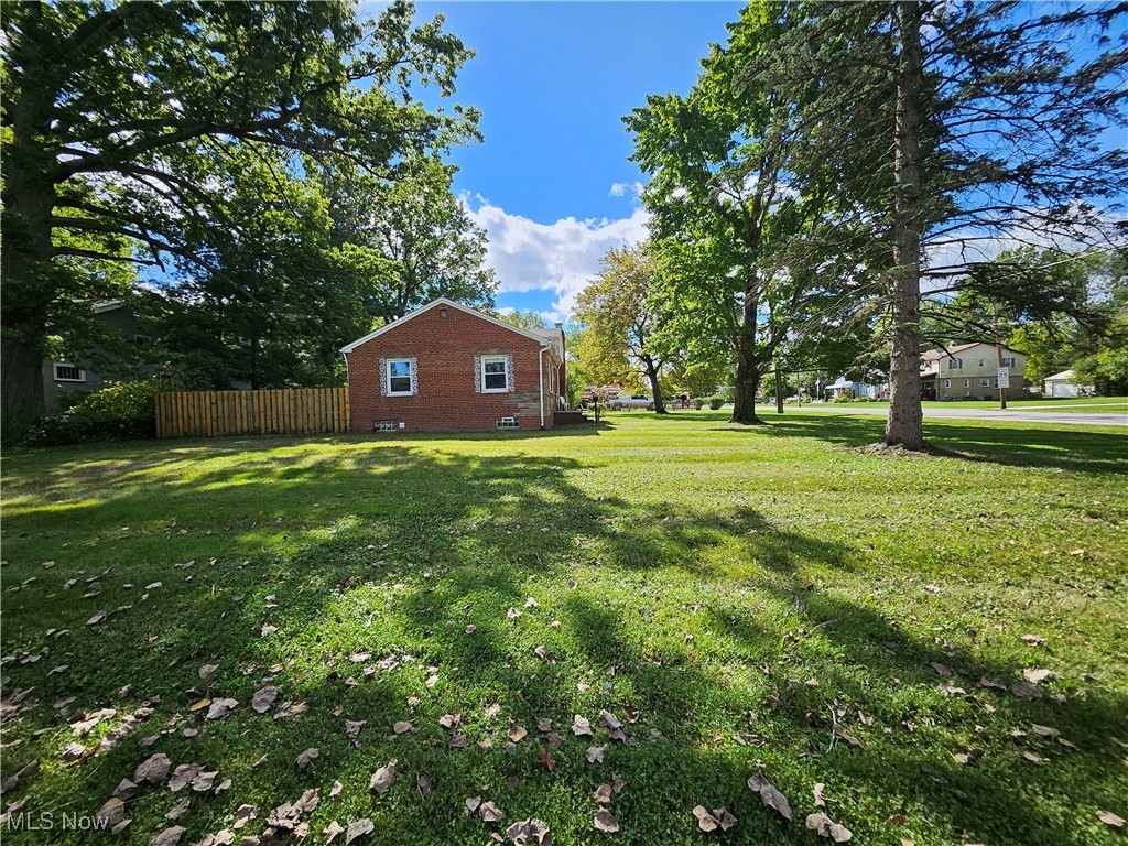 7529 Mapleway Drive