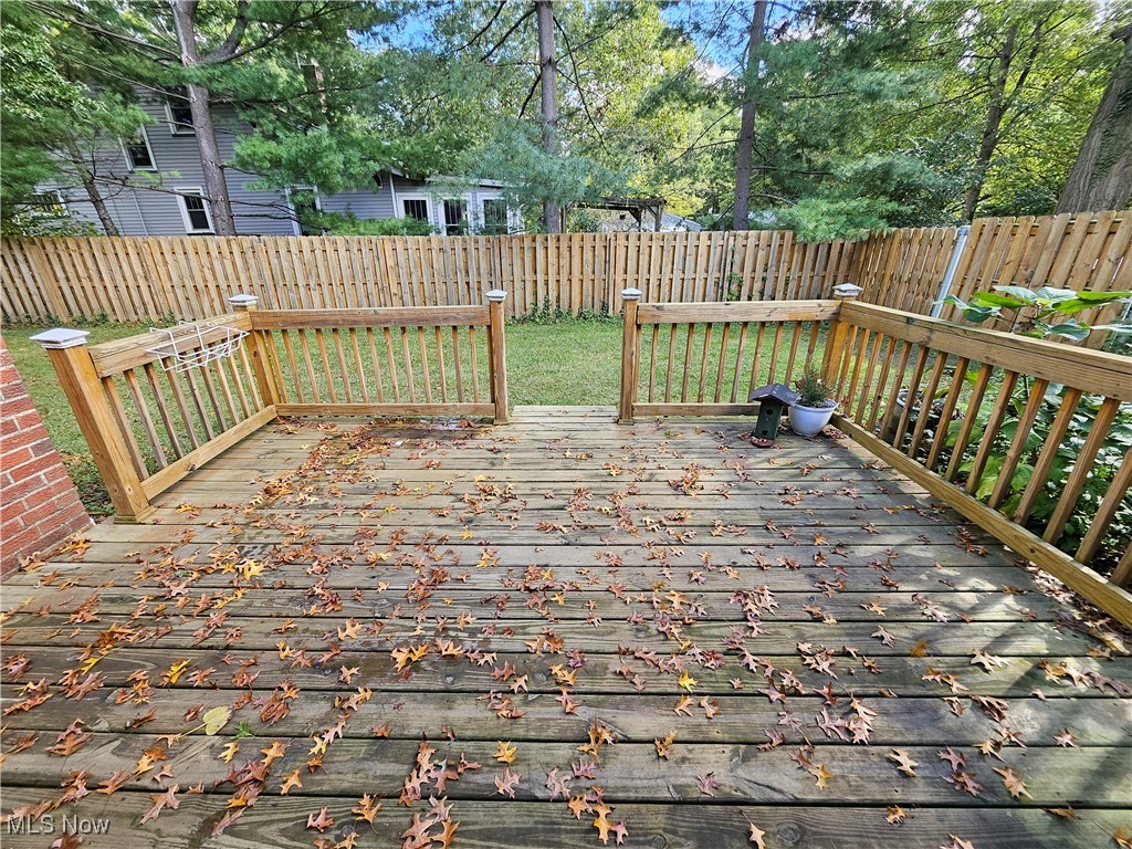 7529 Mapleway Drive