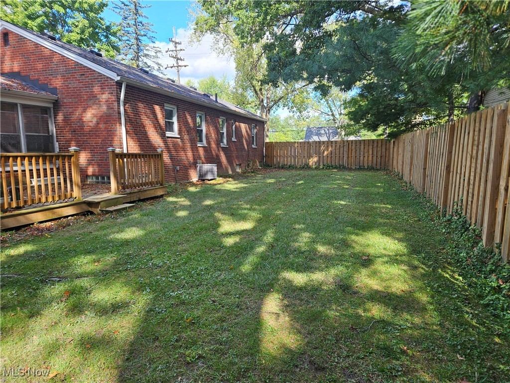 7529 Mapleway Drive