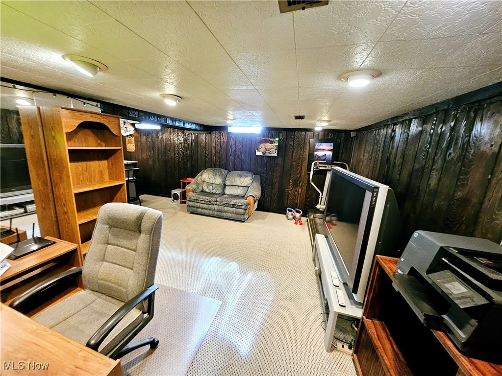 17305 Independence Court