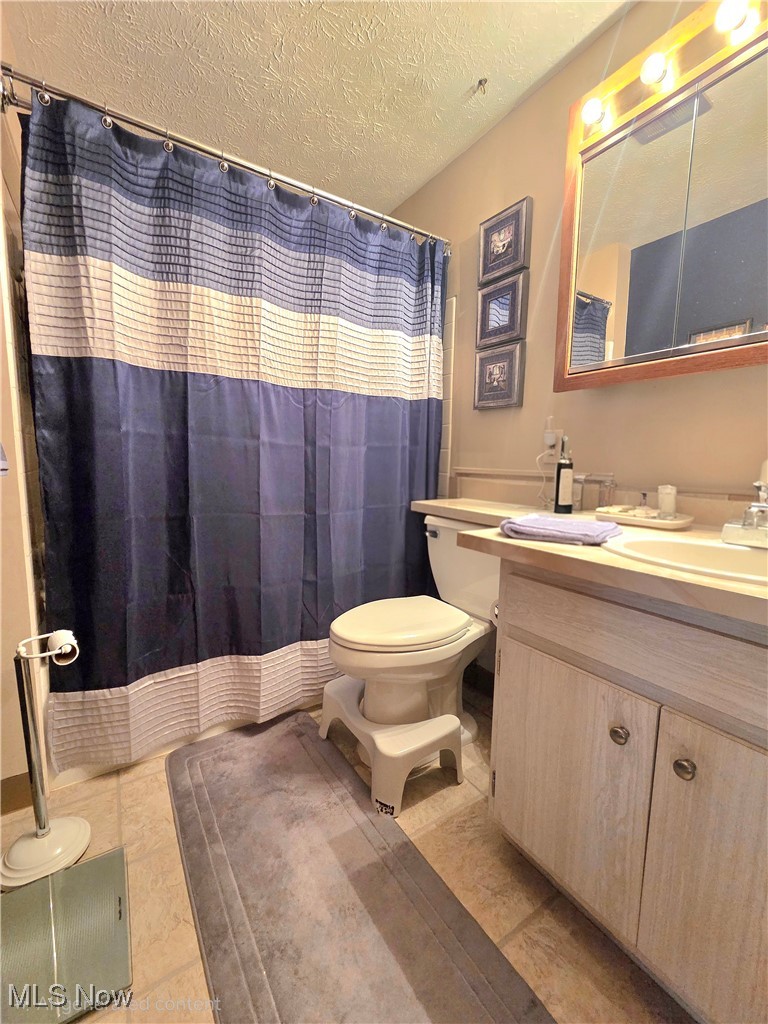 6943 N Parkway Drive 6943