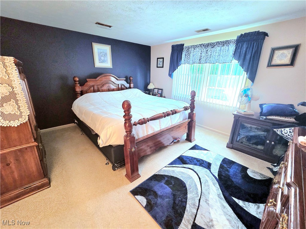 6943 N Parkway Drive 6943