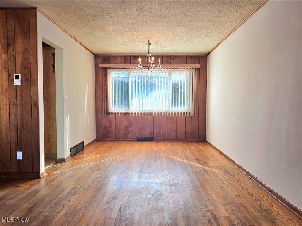 5507 Hollywood Drive