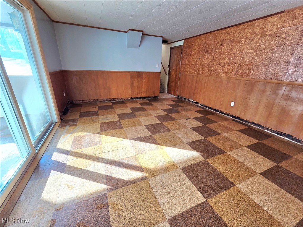 5507 Hollywood Drive