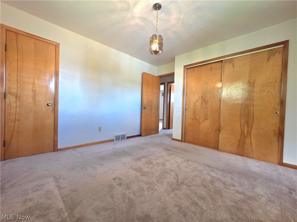 1423 Roanoke Drive