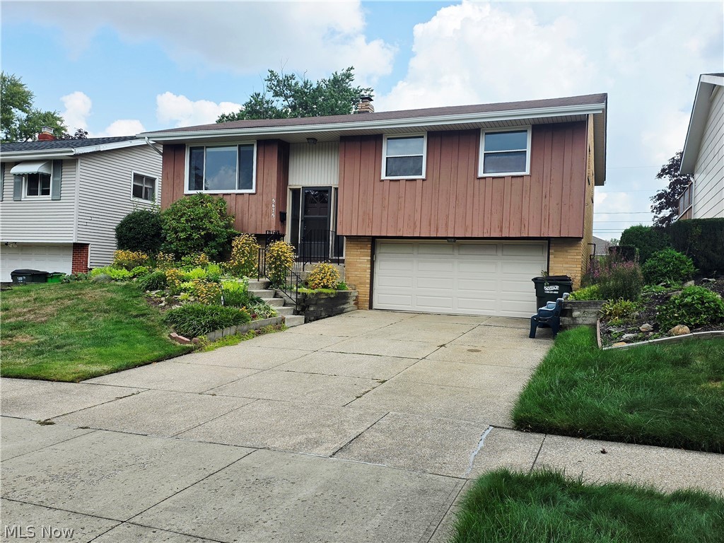 5675 Andover Boulevard