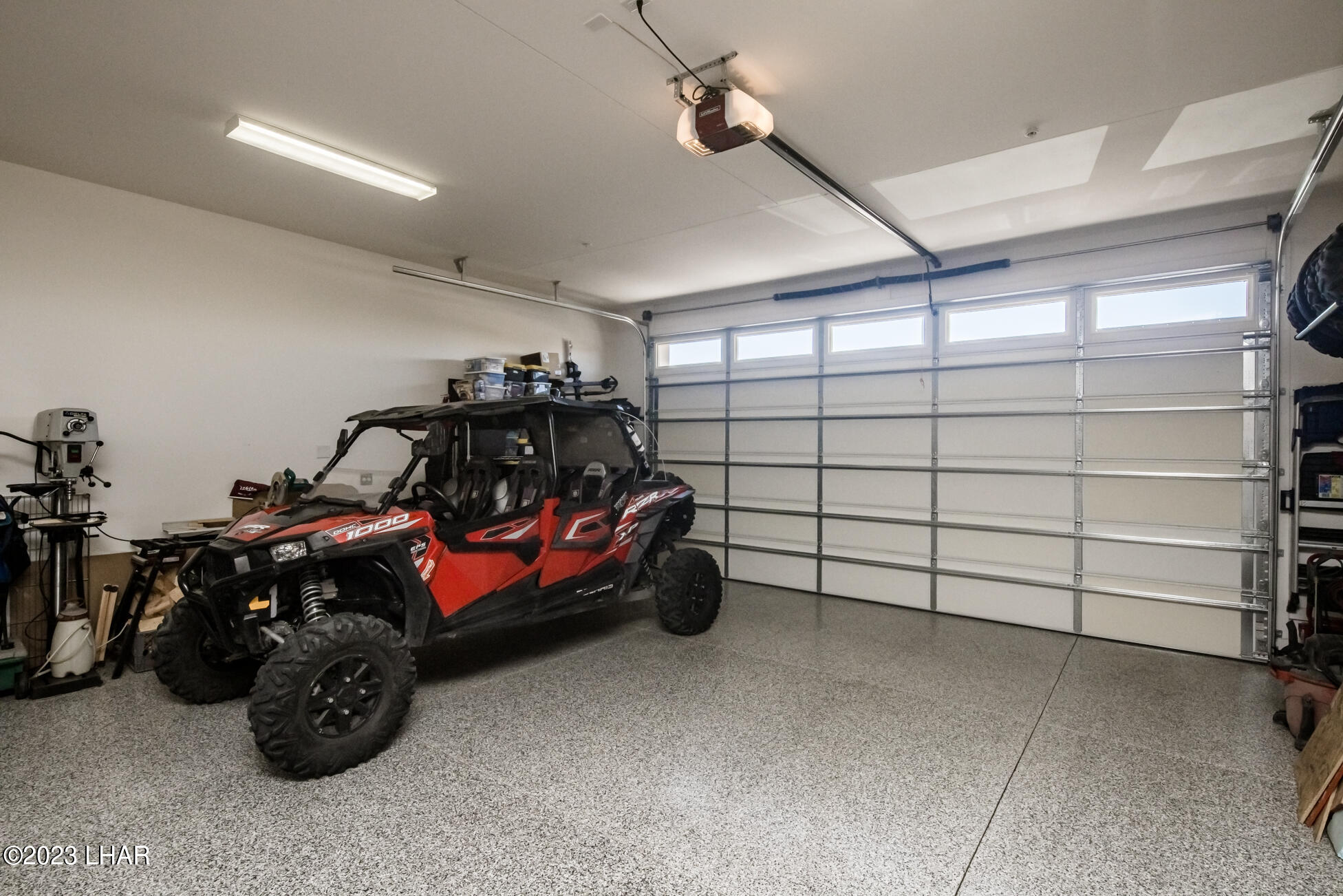 8023 Corte Del Desierto