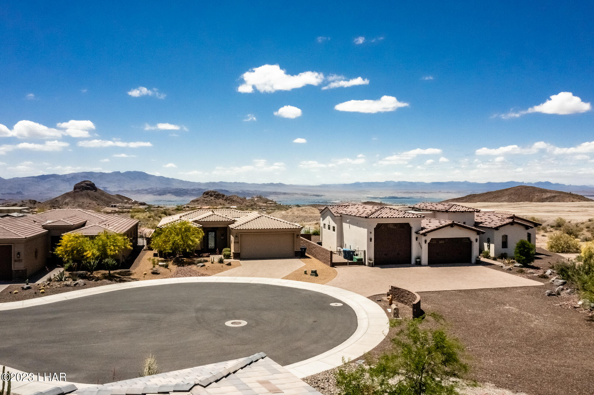 8023 Corte Del Desierto