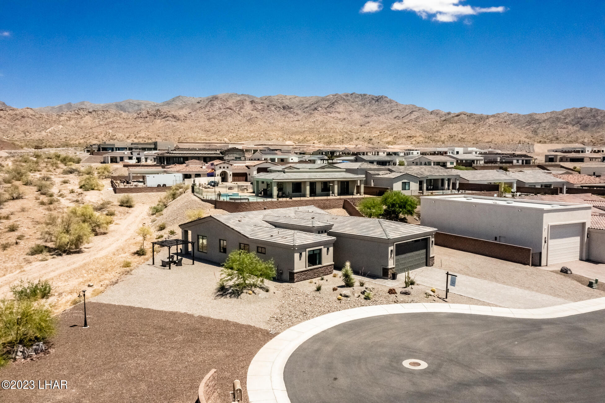 8023 Corte Del Desierto