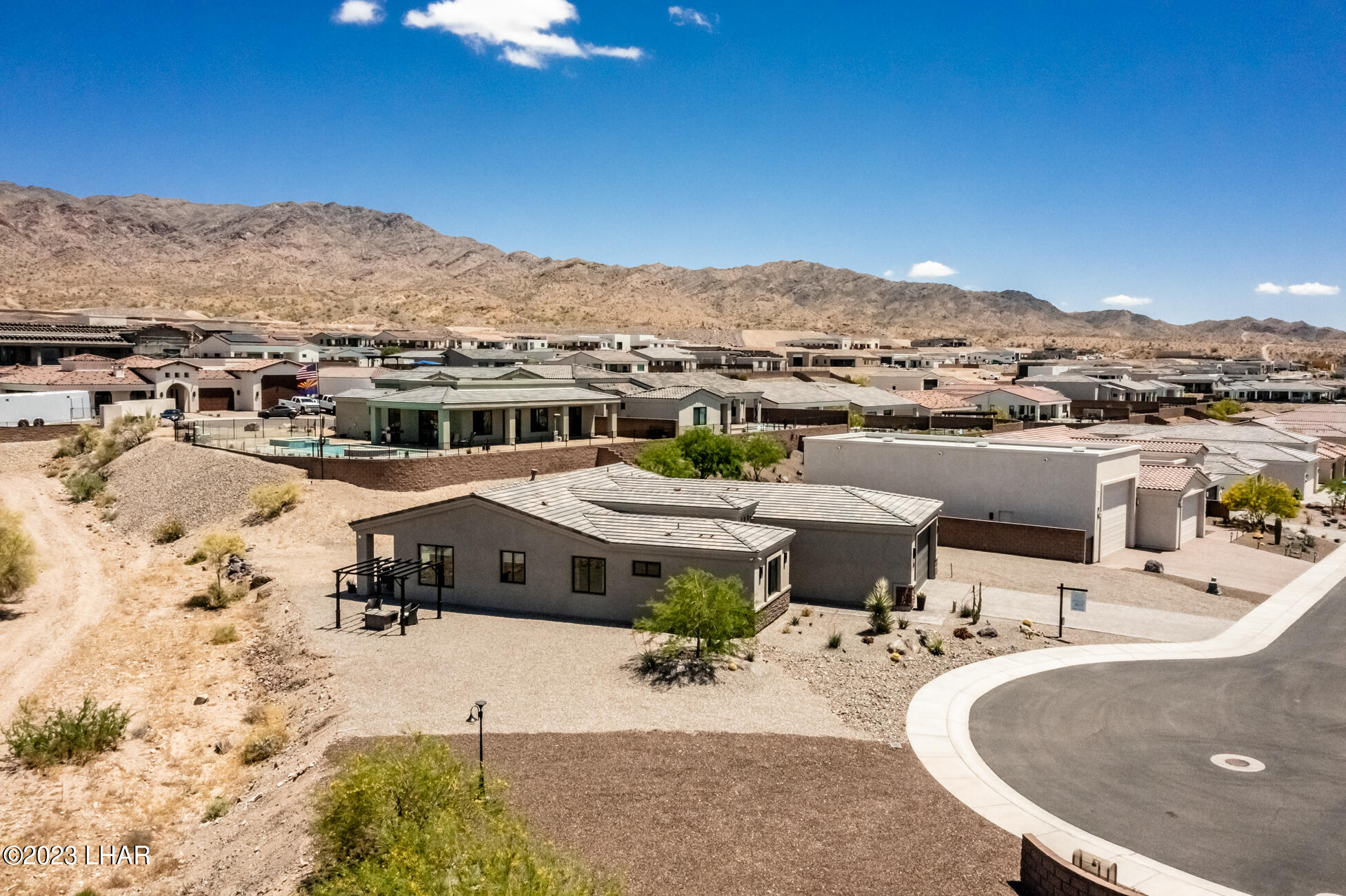 8023 Corte Del Desierto