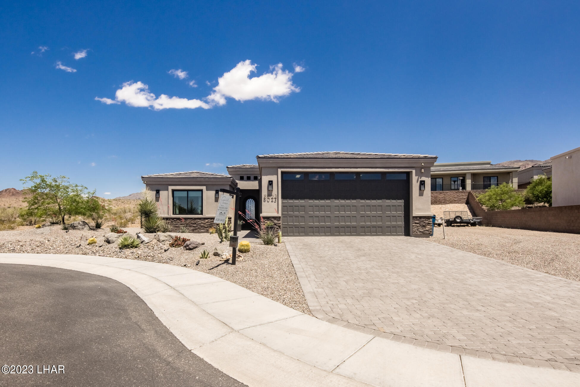 8023 Corte Del Desierto